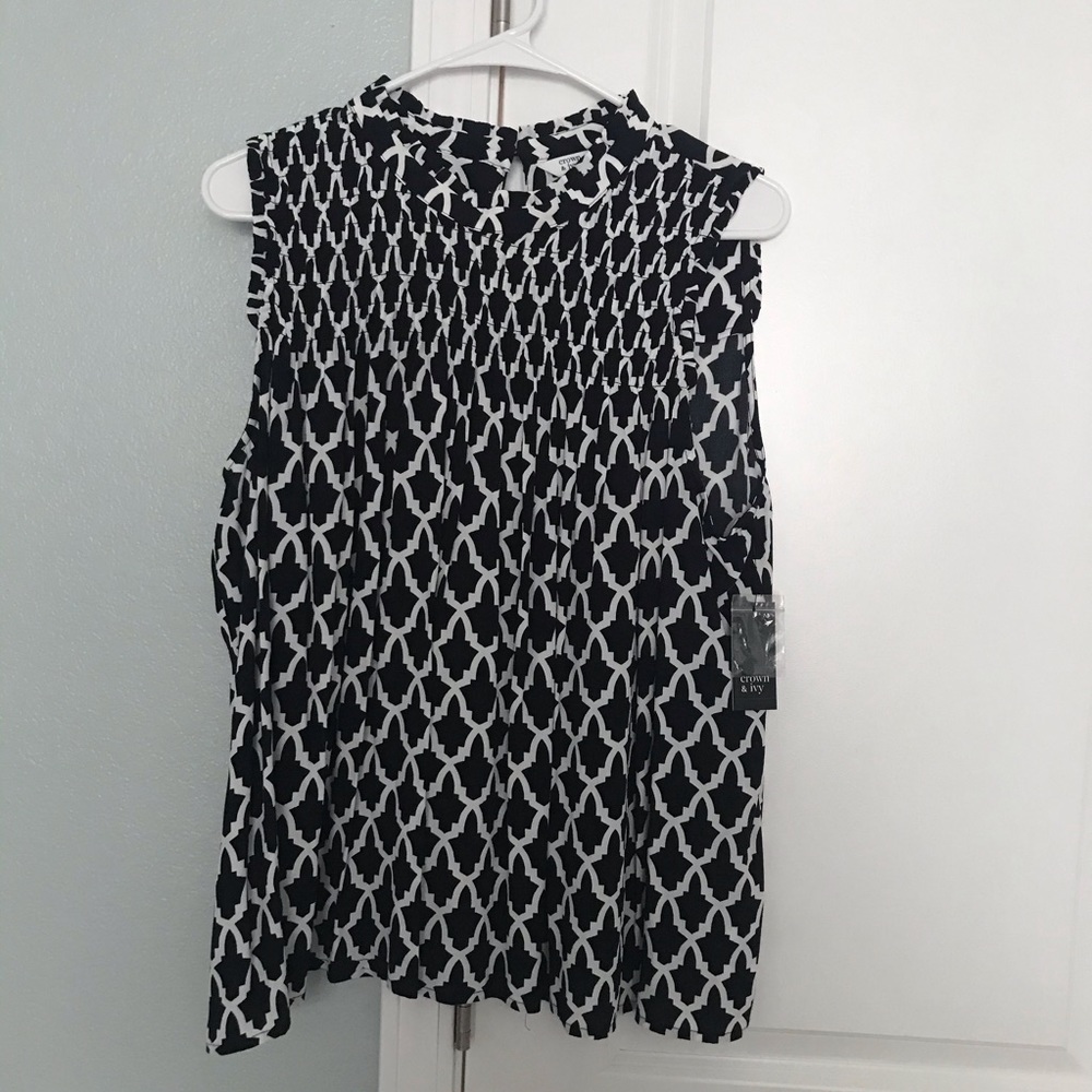 NWT Crown and Ivy Navy and White Blouse Sz XL